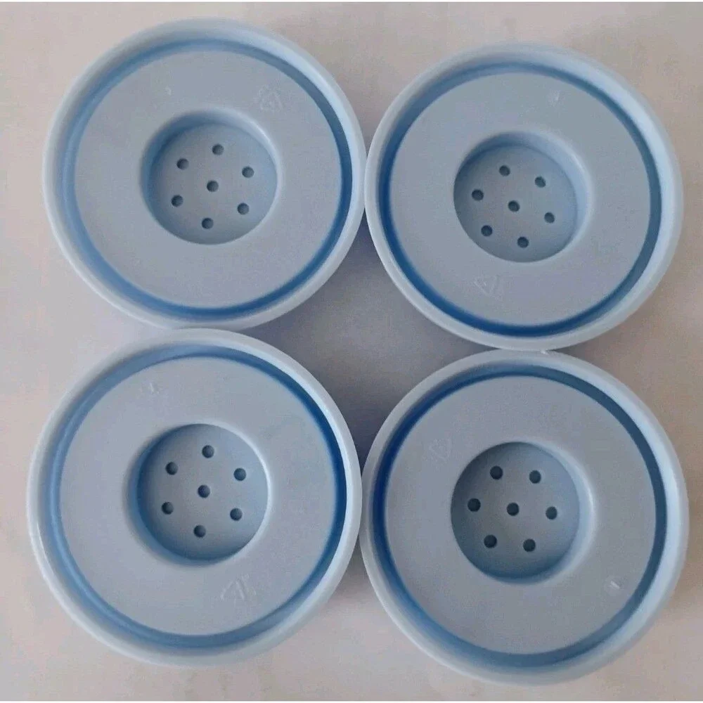 4 Tupperware Hourglass Salt & Pepper Shakers #718 Sheer Blue w/ Lid 5 7/8